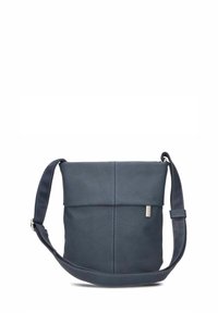 Borsa a tracolla in pelle blu navy con patta pieghevole, texture liscia, cinturino regolabile e dettagli di cucitura sottili.