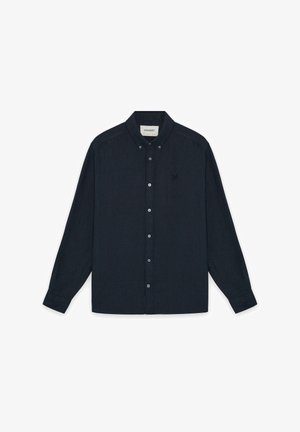 Marineblauw, overhemd met lange mouwen en knopen, voorzien van een button-down kraag en een subtiel geborduurd logo op de linkerborst.
