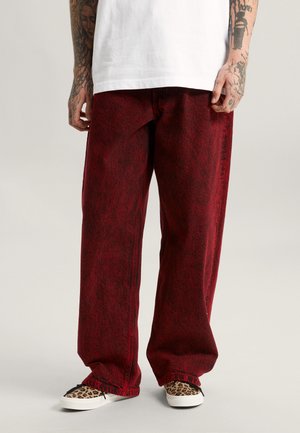 - Jeansy Relaxed Fit