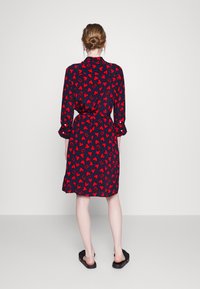 GANT COLLEGIATE HEART DRESS - Vestido de dia - classic blue