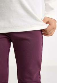 Lindex Tygbyxor - dark dusty lilac