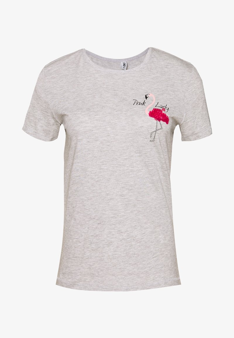 T-shirt gris clair à manches courtes avec un graphisme de flamant rose et le texte "Pink Lady" sur le haut à gauche de la poitrine.