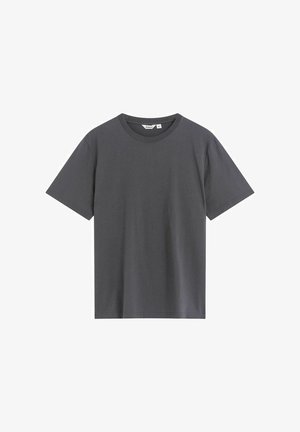 Grijze t-shirt gemaakt van zacht katoen, met een klassieke ronde hals, korte mouwen en een ontspannen pasvorm zonder zichtbare patronen of accenten.