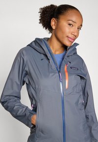 Patagonia GRANITE CREST  - Hardshell-jakke - smolder blue