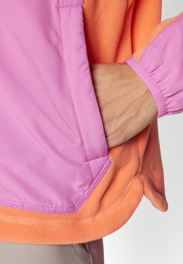 RIG JACKET - Fleece jacket - peach echo2