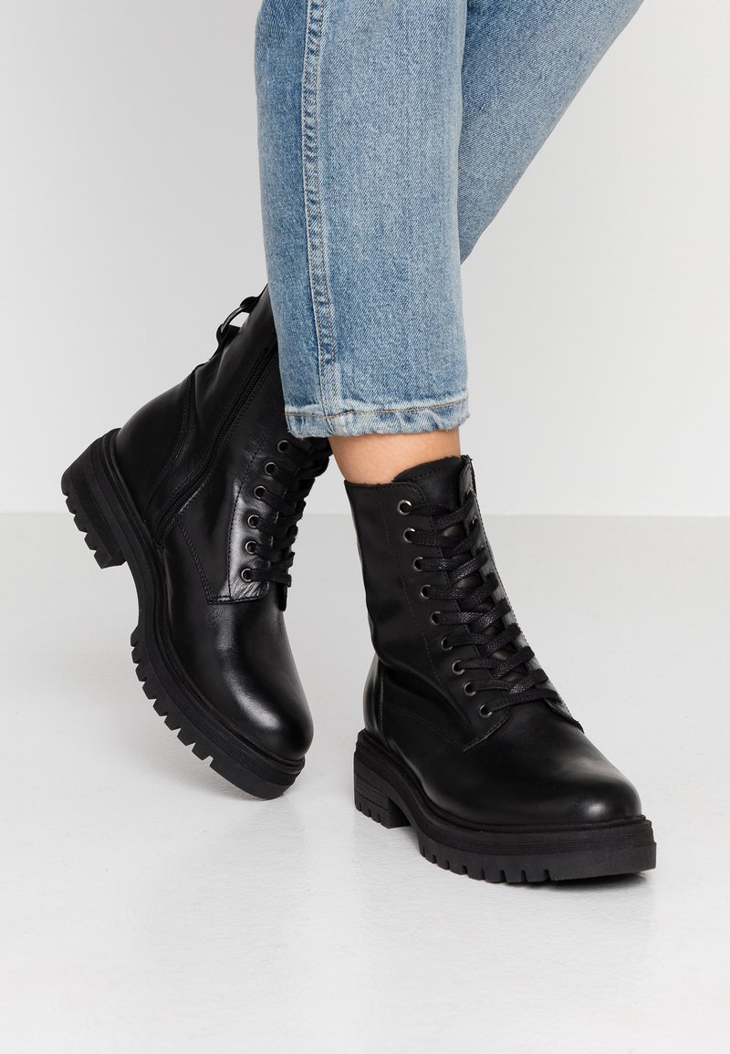 Zign by Zalando - LEATHER - Stivali da neve  - black, Ingrandire