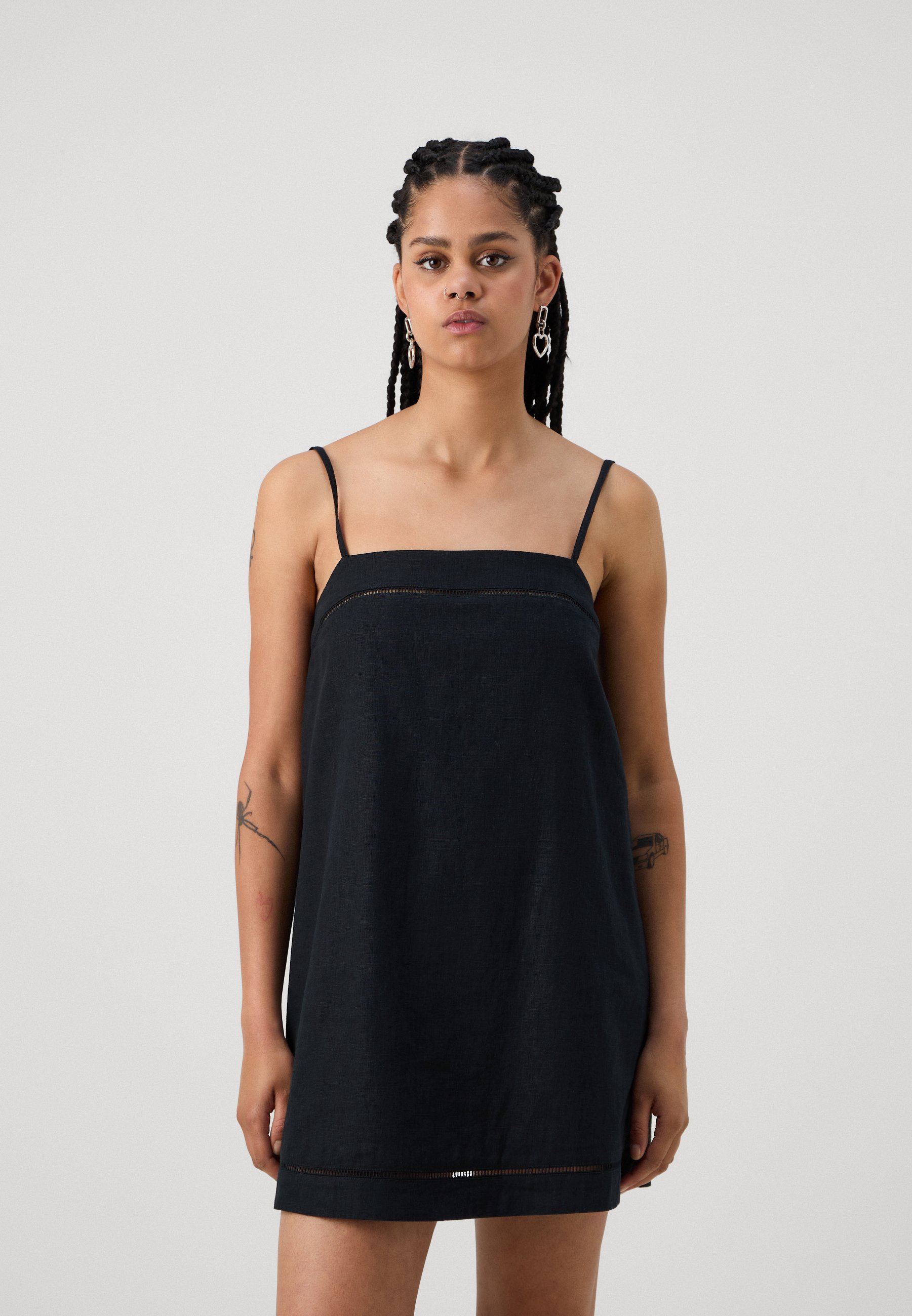 Abercrombie & Fitch TRAPEZE SKORT - Day dress - black beauty/black - Zalando