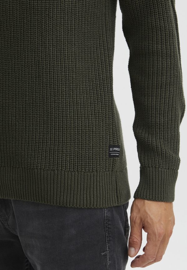 PRADAM - Jumper - forest night2