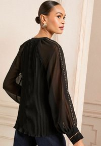 Love & Roses REGULAR FIT - ZIP DETAIL PLEATED STUD TRIM - Blúz - black