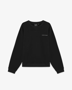 Sweat-shirt noir à manches longues avec col rond et petit logo blanc "LYLE & SCOTT" sur le côté gauche de la poitrine.