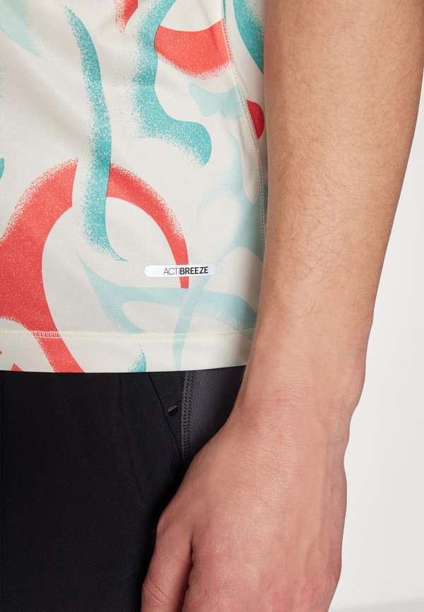 ROAD TOP - Sports T-shirt - birch3