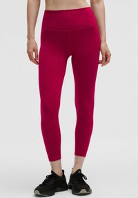 Neizvēlēts, berry rumble