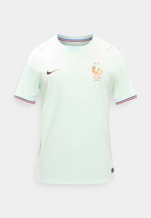 Wit sportshirt met korte mouwen en mouwboorden met blauw, wit en rood gestreept patroon, Nike-logo en embleem van het Franse nationale team met een haan en twee sterren.
