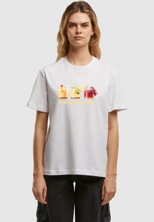 White cotton t-shirt featuring a graphic of four colorful cocktails and the text "SPRITZ O'CLOCK" in yellow, round neckline and short sleeves.