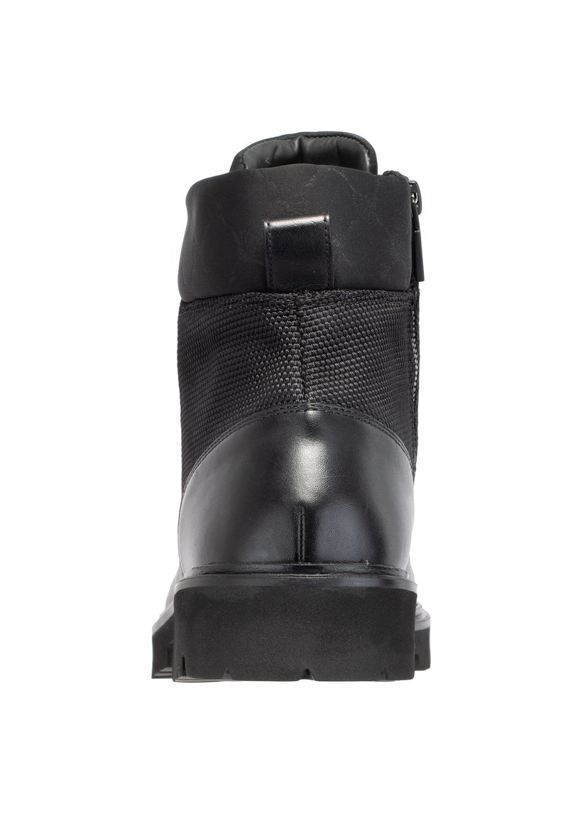 Schwarze Knöchelstiefel mit einer glatten Lederoberfläche, strukturiertem Mesh-Einsatz, gepolstertem Kragen und robuster Gummisohle. Mit einem Reißverschluss für einfaches An- und Ausziehen.