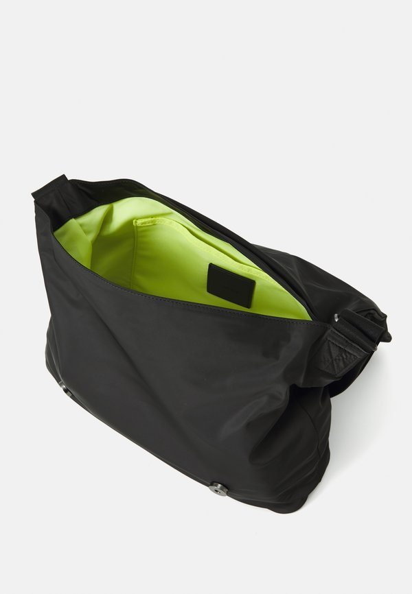 TECH UTILITY CROSSBODY - Cross body bag4