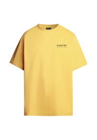Gul bomulds t-shirt med crew neckline og korte ærmer. Trykt logo og tekst "Red Bull Racing" i sort på venstre bryst.