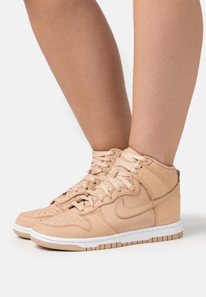 Baskets montantes - beige