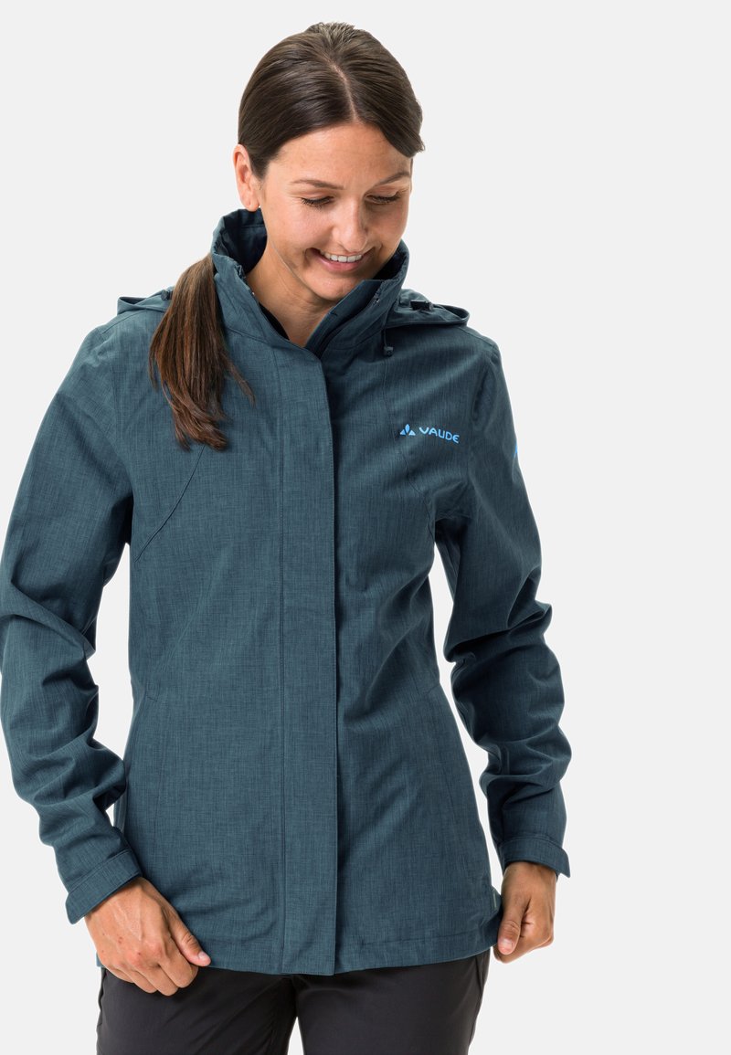 Türenfarbene wasserdichte Jacke mit strukturiertem Design, hohem Kragen und verstellbarem Kapuzen. Mit einem markierten Logo auf der Brust und strukturierter Stoff.