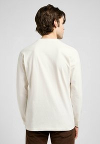 Lee WOBBLY TEE - REGULAR FIT - Pitkähihainen paita - ecru