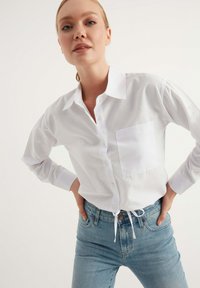 Herita LONG-SLEEVED BIASED - Camicia - white
