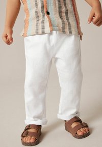 Next - PULL REGULAR FIT - Pantalones - white Imagen en miniatura 1