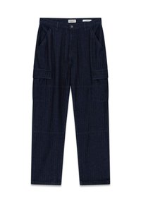 Ciemnoniebieskie jeansowe spodnie cargo o prostych nogawkach, z dwoma bocznymi kieszeniami, dwoma dużymi kieszeniami cargo oraz zapięciem na guzik w pasie.