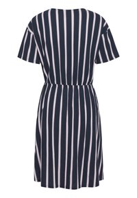 Short-sleeved dress in navy with vertical white and light pink stripes, featuring a fitted waist and relaxed skirt, made from a soft fabric.