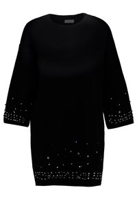 Černé oversized pletené šaty s křídly. Ozdobené stříbrnými a vícebarevnými nýty na rukávech a lemu. Hladká textura.