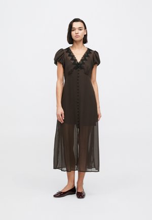 V NECK DRESS - Maxikleid - terra brown