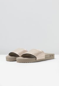 flip*flop POOL METALLIC CRACKED - Mules - taupe