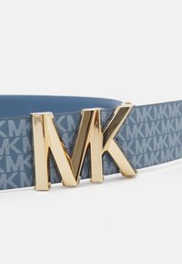 MICHAEL Michael Kors REVERSIBLE BELT - Opasok - french blue