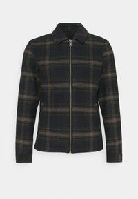 Tmavě kostkovaná zipová bunda s límcem, dlouhými rukávy a jemnými zelenými, hnědými a šedými horizontálními a vertikálními pruhy.