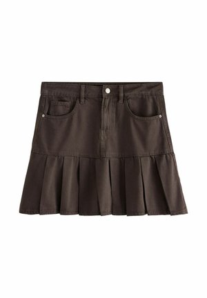 Bruine denimrok met een aangesloten taille en een uitlopende geplooide zoom. Voorzien van steekzakken aan de voorkant en een enkele metalen knoopsluiting.