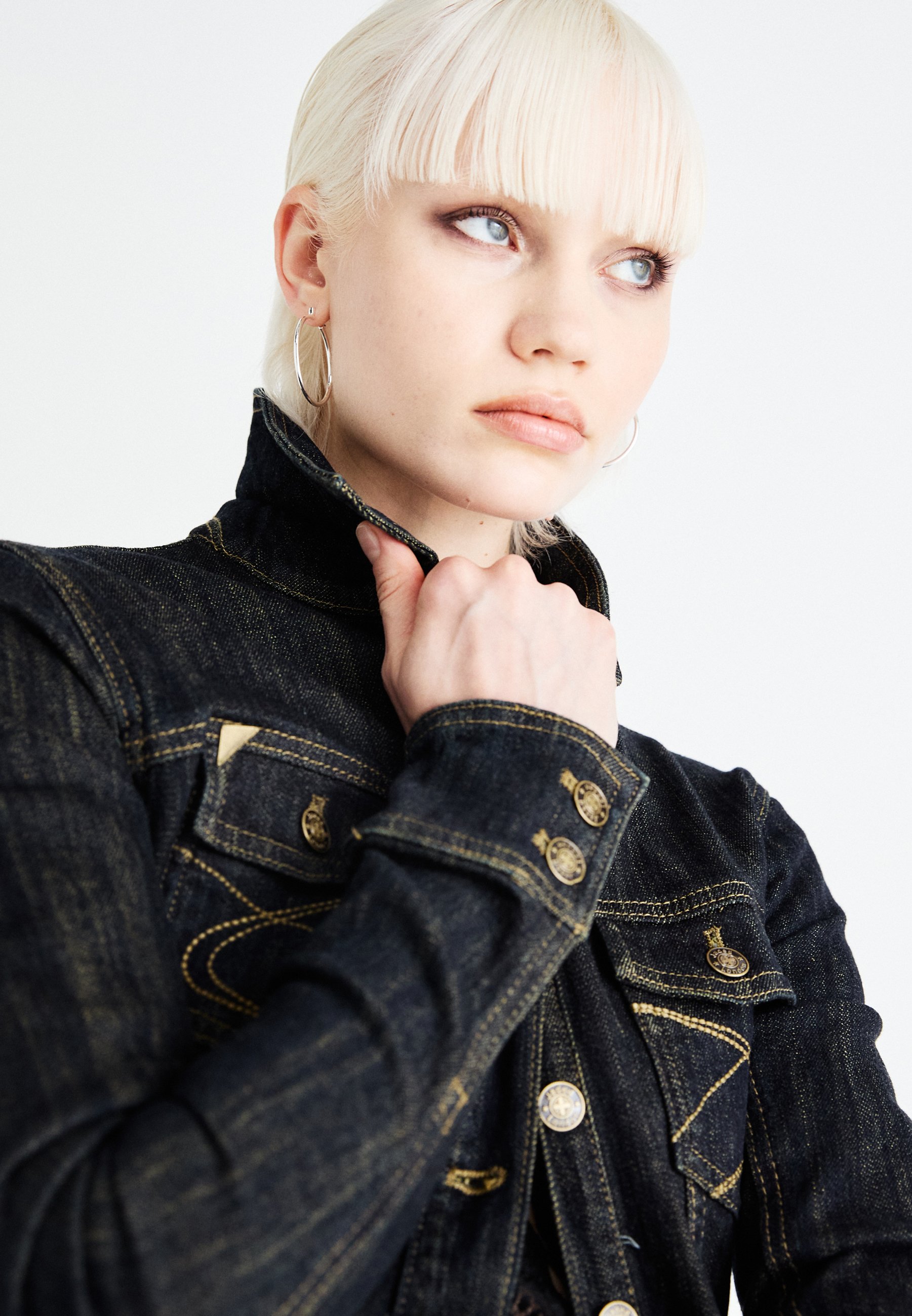 Jaded London LONG FITTED INDIGO JACKET - Denim jacket