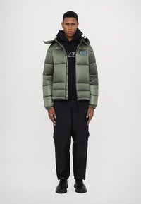EA7 Emporio Armani GIUBBOTTO - Zimska jakna - beetle