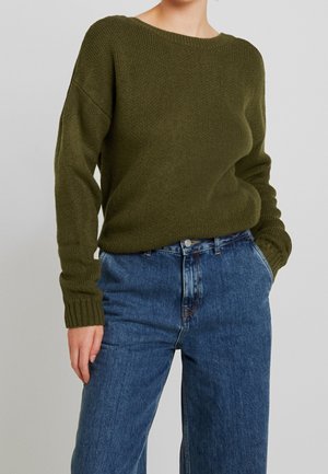 Sweter