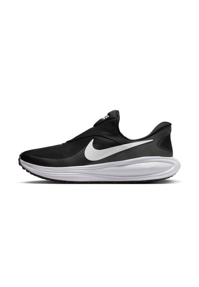 Nike Performance REVOLUTION 8