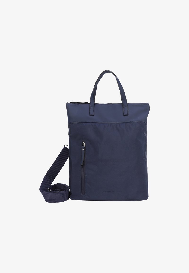 Bolsa tote de nylon en color marino con asas dobles, correa de hombro ajustable, bolsillo con cremallera en la parte frontal y textura suave. Diseño minimalista sin logotipos visibles.
