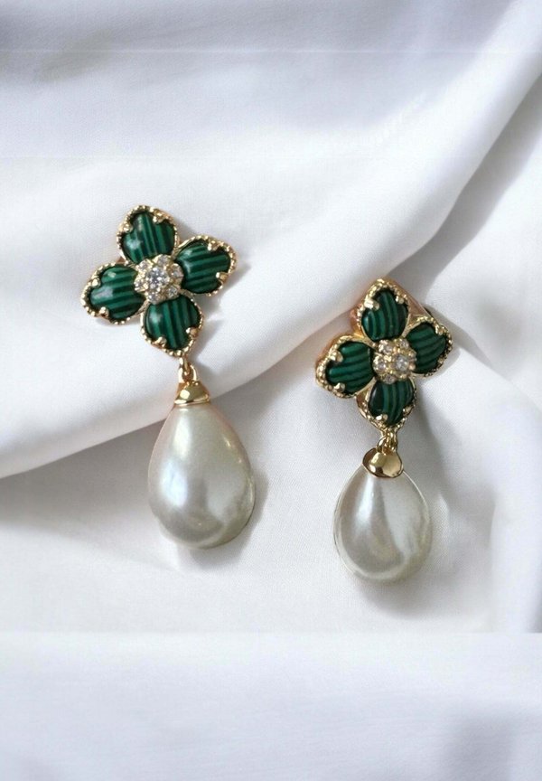 FLOWER CLOVER PEARL DROP MALACHITE  - Earrings3