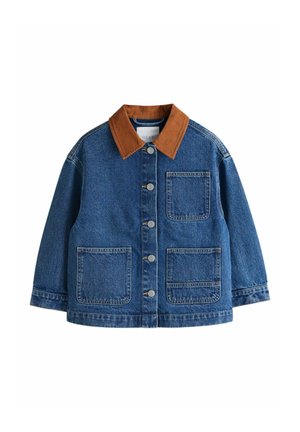 Jeans jakna z rjavim kordiranim ovratnikom, štirimi žepi, srebrnimi gumbi in raztegljivim pristopom. Modri denim ima rahlo zbledelo teksturo.