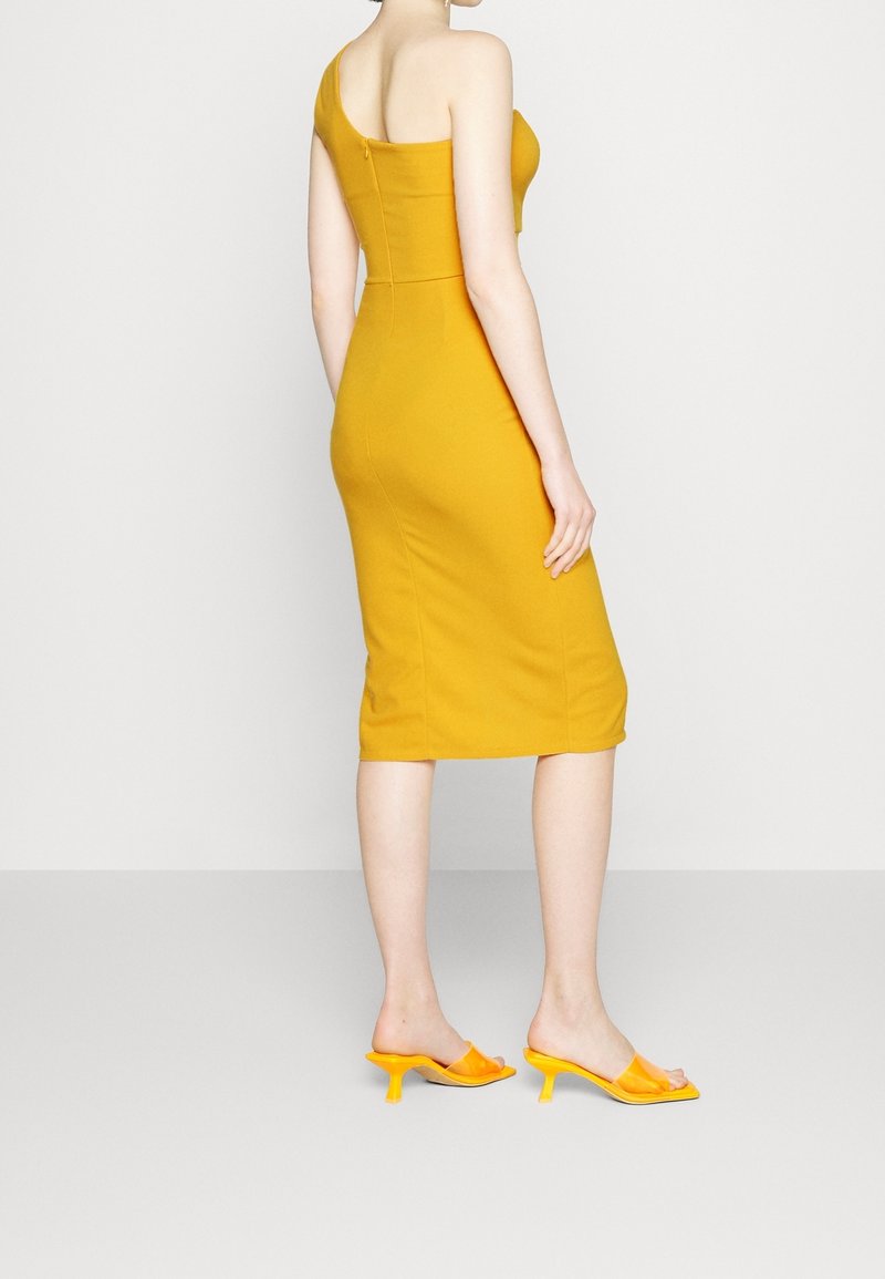 WAL G. Cocktail dress / Party dress - yellow - (Pre-owned) - Zalando WAL G. Cocktail dress / Party dress - yellow - (Pre-owned) - Zalando