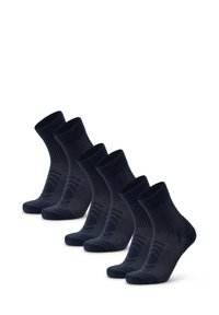 Marina ankelsockor, med ribbade muddar och mönstrad design, samt förstärkta hälar och tår för ökad hållbarhet. Set om fem par.