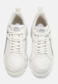Buffalo CLD CORIN CHAIN - Sneakersy wysokie