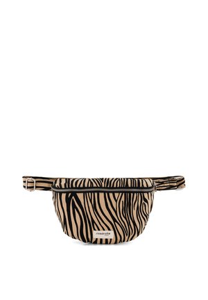 Tasche aus braunem Stoff mit schwarzen Zebra-Strichen, ausgestattet mit einem Reißverschluss und einem verstellbaren Gurt. Markenetikett auf der Vorderseite.