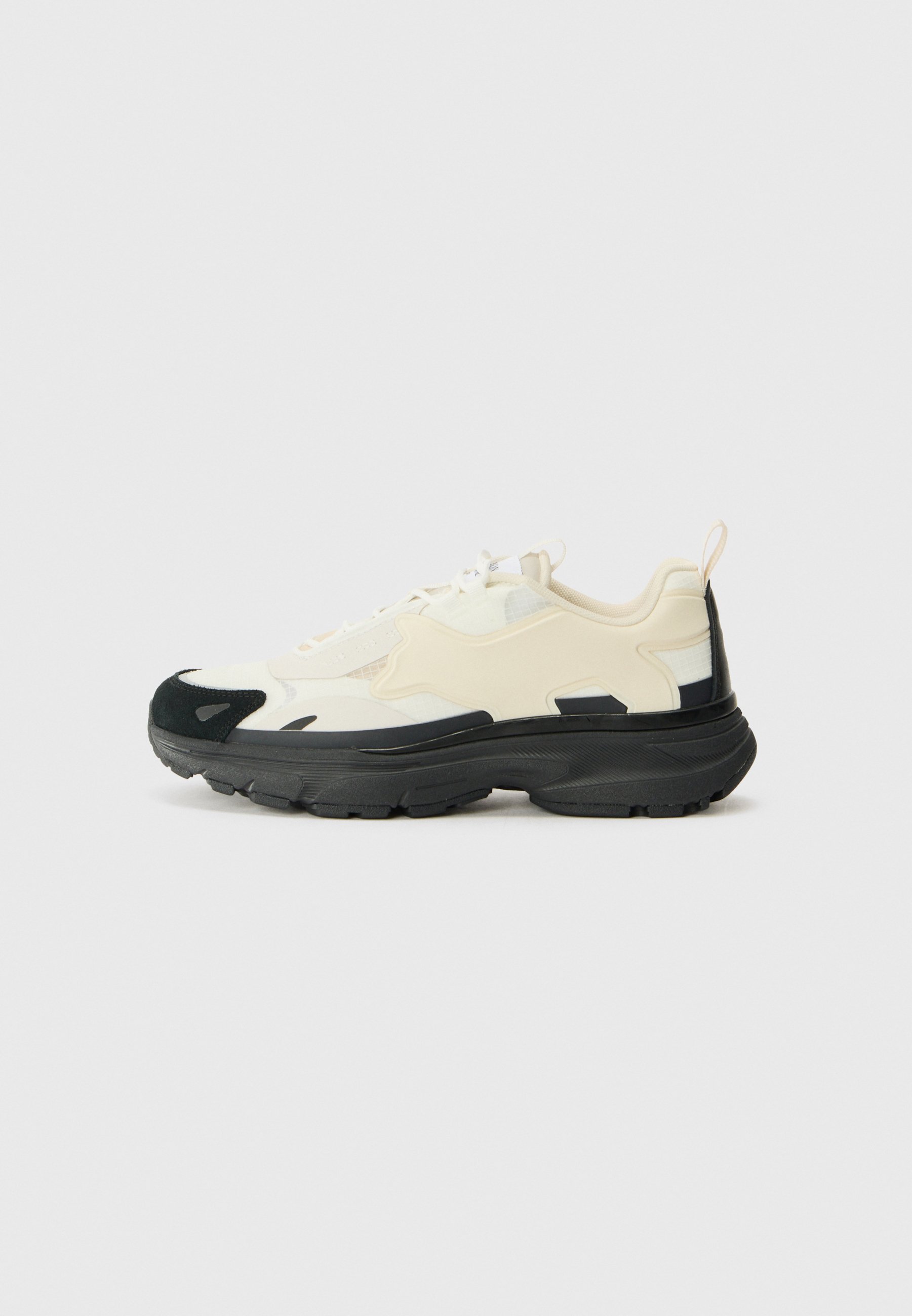 デイリースニーカー★Ugly sneakers（24-63） sneakersy-buffalo-saturn-lace-