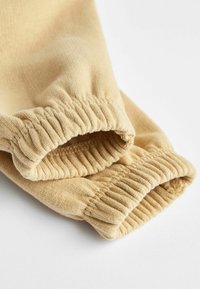 Next COSY JOGGERS 2 PIECE SET STANDARD - Træningssæt - buttermilk yellow