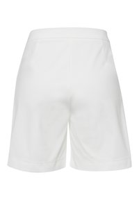 TUZZI Shorts - ecru
