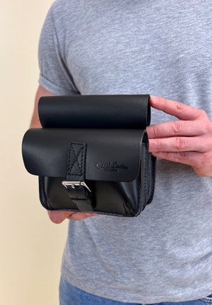 Gusti Leder ARIE DEN H. - Other accessories - black