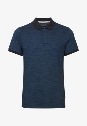 Dunkelblaues Polohemd aus strukturiertem Stoff, mit kontrastierendem schwarzen Kragen und Bündchen, einem Drei-Knopf-Verschluss und einem kleinen Logo am Saum.